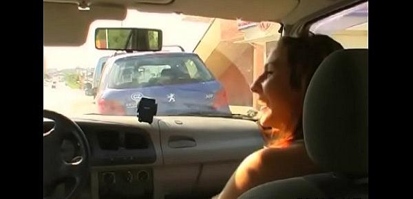 Hottest dilettante girlfriend fuck entertainment in the car