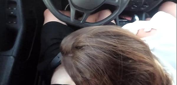 Sizzling beauty Kristine Sucking his Big Cock inside Car